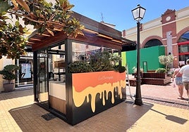 The new La Cheesequería kiosk in Plaza Mayor.