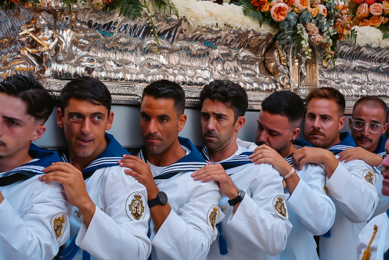 Procesión de la Virgen del Carmen en La Carihuela.