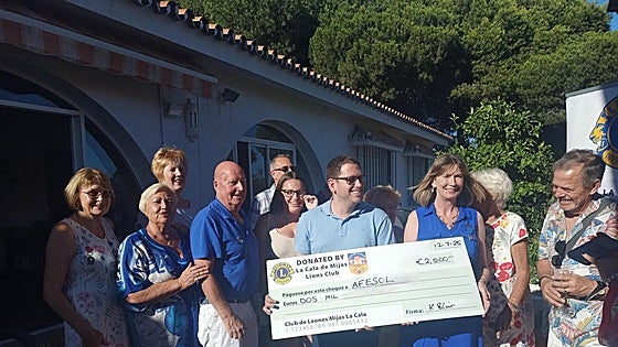 La Cala de Mijas Lions wind up season with 2,000-euro donation to Afesol mental illness association