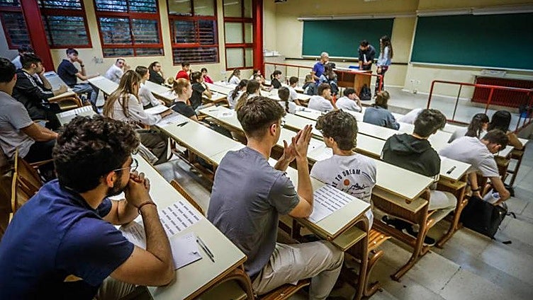 Almost 100 new degrees authorised for next academic year in Andalucía