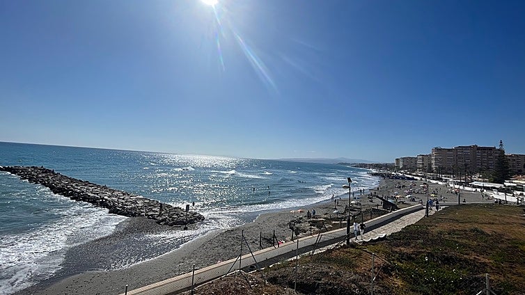 Man in 'serious but stable' condition after falling from sixth floor of residential building on Costa del Sol
