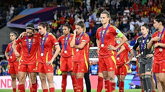 England beat Spain in Euro final - in pictures