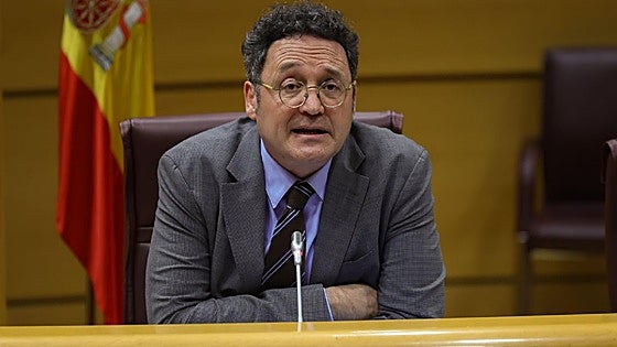 Spain's top prosecutor to face trial over alleged leak of tax inquiry information