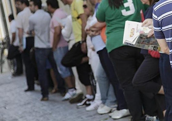 Jobless queue during the economic crisis that started in 2008.