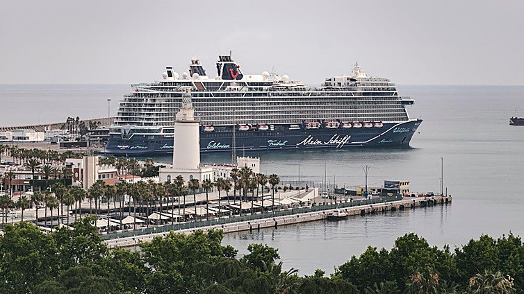 Ten cruise ships due to call at Malaga's port in second half of August