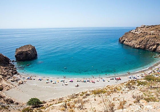 Five beaches in Spain with a rich seabed for snorkelling