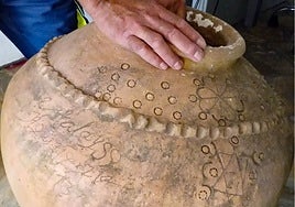 The donated ceramic pot.