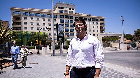 The Malaga cardiologist with 600,000 followers on social media