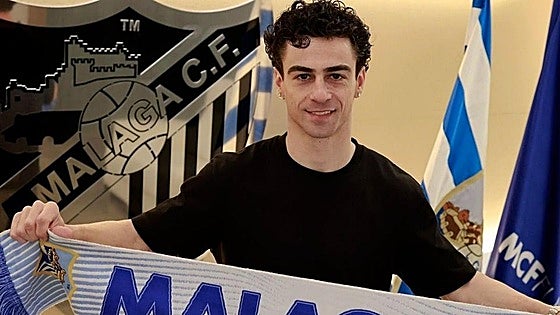 Josué Dorrio signing completed amid late push for midfield addition