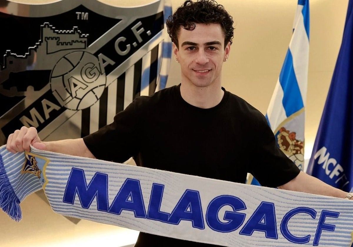 Josué Dorrio signing completed amid late push for midfield addition