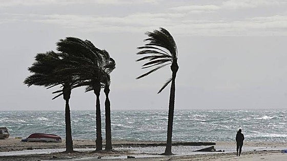 What does the weather have in store on the Costa del Sol and across Malaga province today?