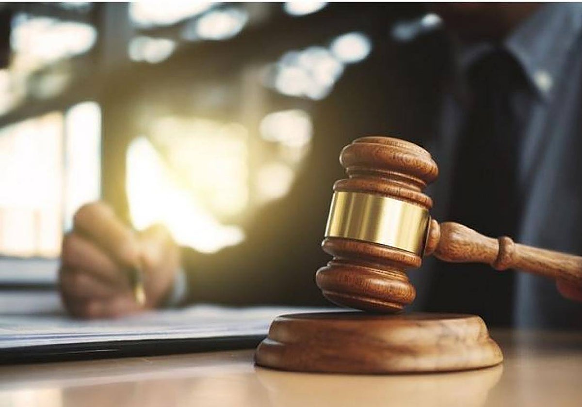 Court rules dismissal of two employees caught having sex at work in Spain was fair