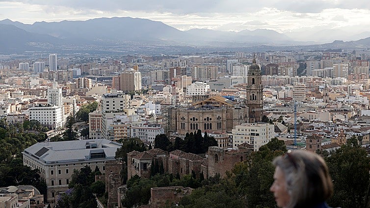 Malaga launches its bid to become headquarters of European Customs Authority