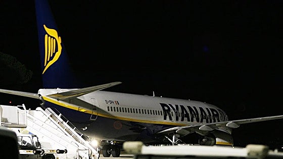 Tourism industry estimates 80-million-euro loss with Ryanair's departure from just one of Spain's regional airports