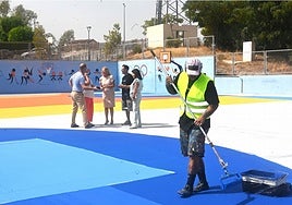 The Mayor of Marbella, Ángeles Muñoz, together with the head of education, Carmen Díaz, visited the CEIP Xarblanca.