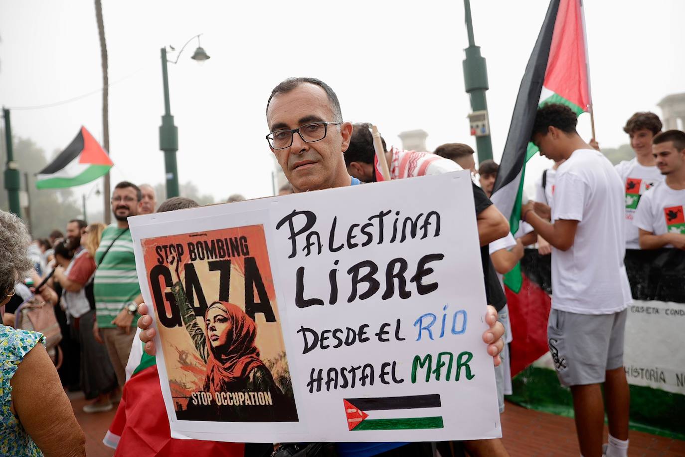 More than 2,000 protesters join Gaza &#039;genocide&#039; march in Malaga, in images