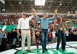 PM Sánchez and key members of his inner circle take centre stage in Malaga