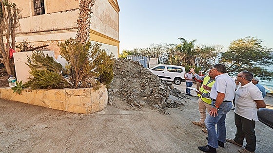 Nerja asks central government for free transfer of old barracks next to old watchtower