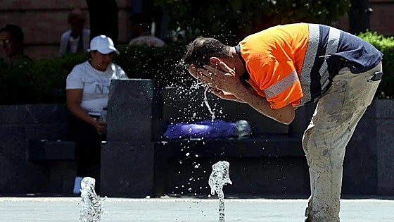 The heat is on again in Spain: these are the areas where the temperature will reach almost 40C in the coming days