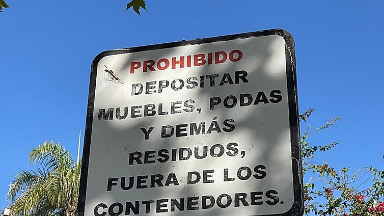 Benalmádena to use roving security cameras to detect rubbish and littering offences