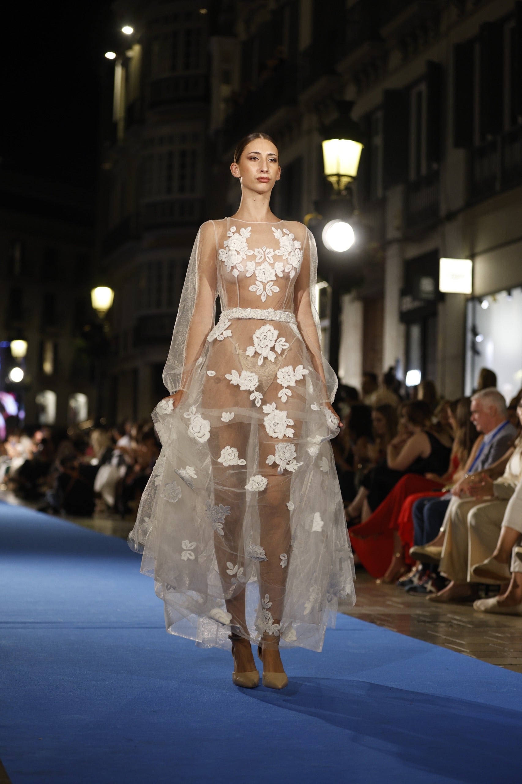 Desfile de Ñz Cañizares en la Pasarela Larios.