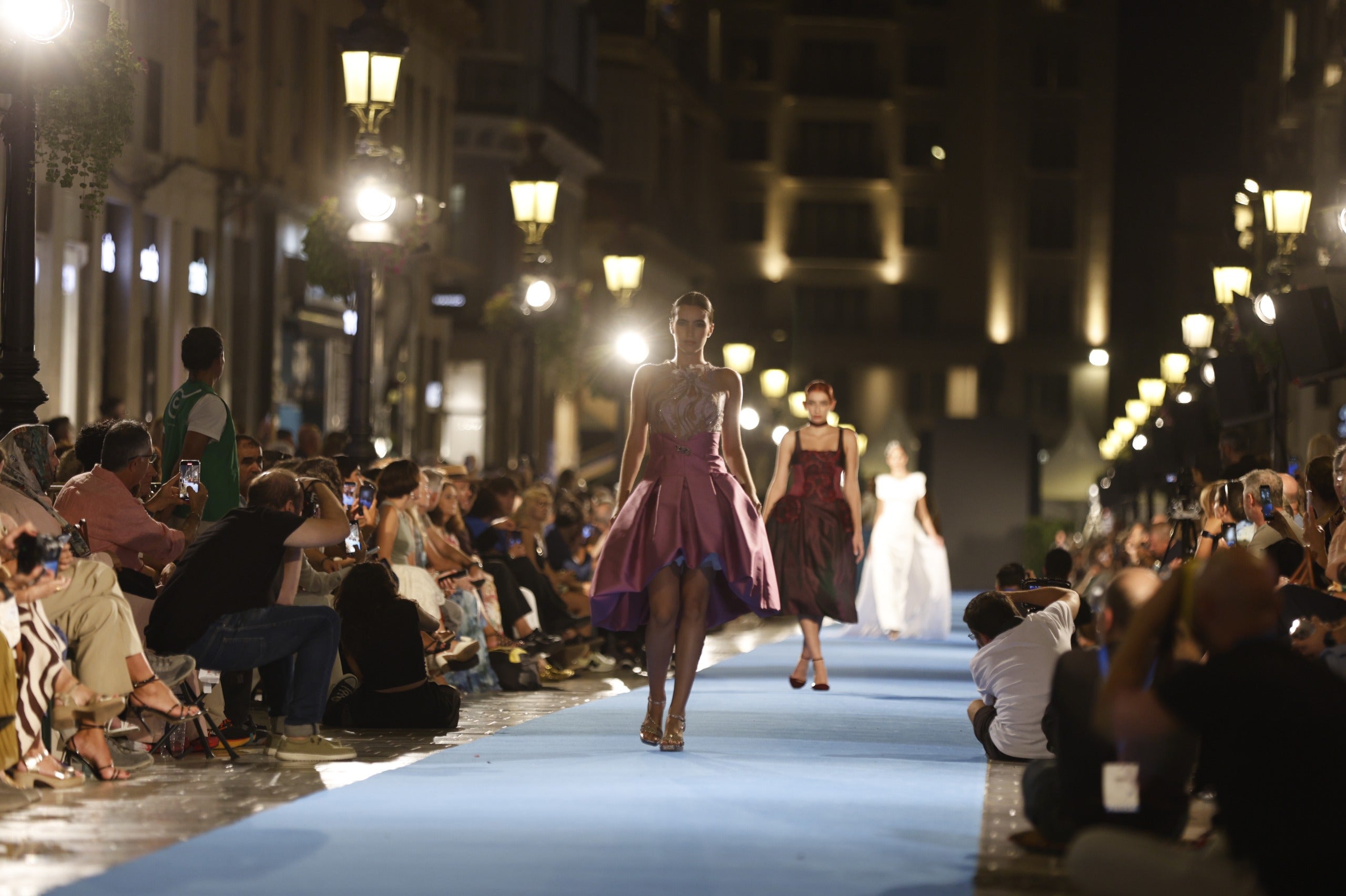 Desfile de la malagueña Antonia Galiano.