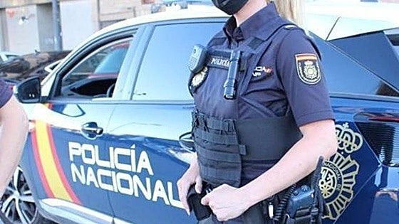 Nineteen-year-old youth armed with knife arrested after threatening to kill relatives in Benalmádena