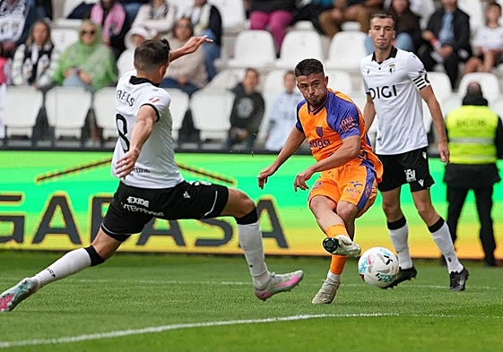 Malaga's Dani Lorenzo gave his side the lead after ten minutes.