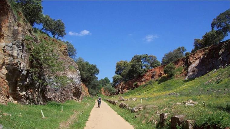 The Vía Verde of the Sierra Norte and Cerro del Hierro (Seville).