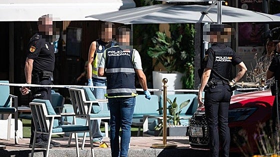 Man shot on terrace of Marbella café dies despite being rushed to hospital