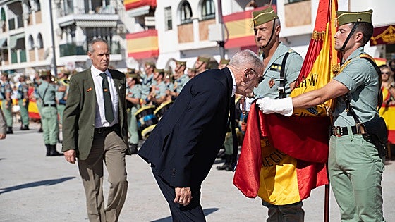 Benalmádena reaffirms its commitment to the Spanish flag