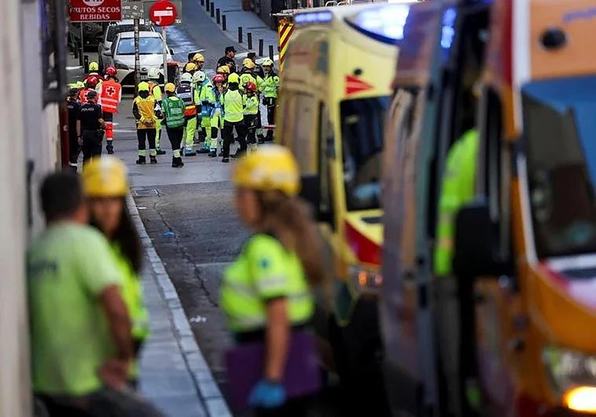 Several people missing after slab of building under construction collapses in Madrid