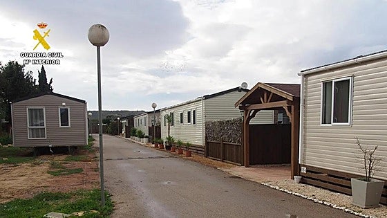Guardia Civil uncovers illegal mobile home park in area of Spain popular with British residents