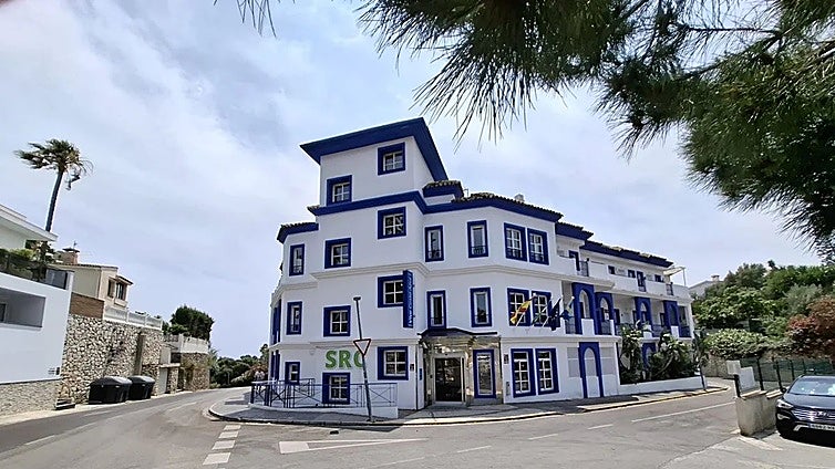 Demolition of illegal hotel on Costa del Sol moves closer