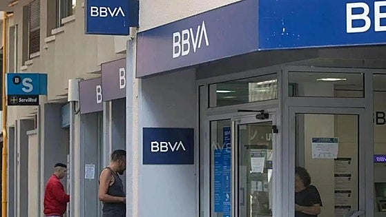Sabadell bank customers overwhelmingly reject BBVA takeover bid