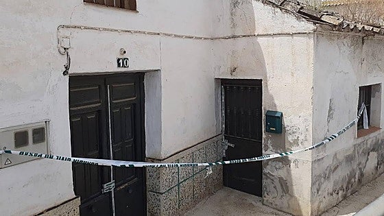 One of the accused changes plea to guilty before robbery and murder trial starts in Malaga