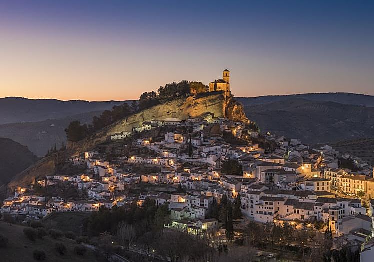 The extraordinary town of Montefrío.