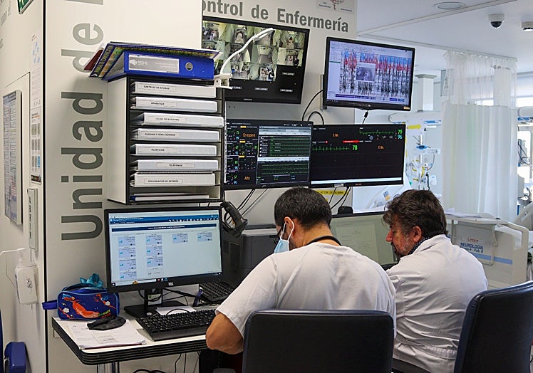 Staff from the stroke unit at Malaga's Regional Hospital.