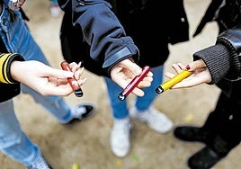 Young people aged 14 to 18 in Andalucía are the biggest consumers of vape products in Spain