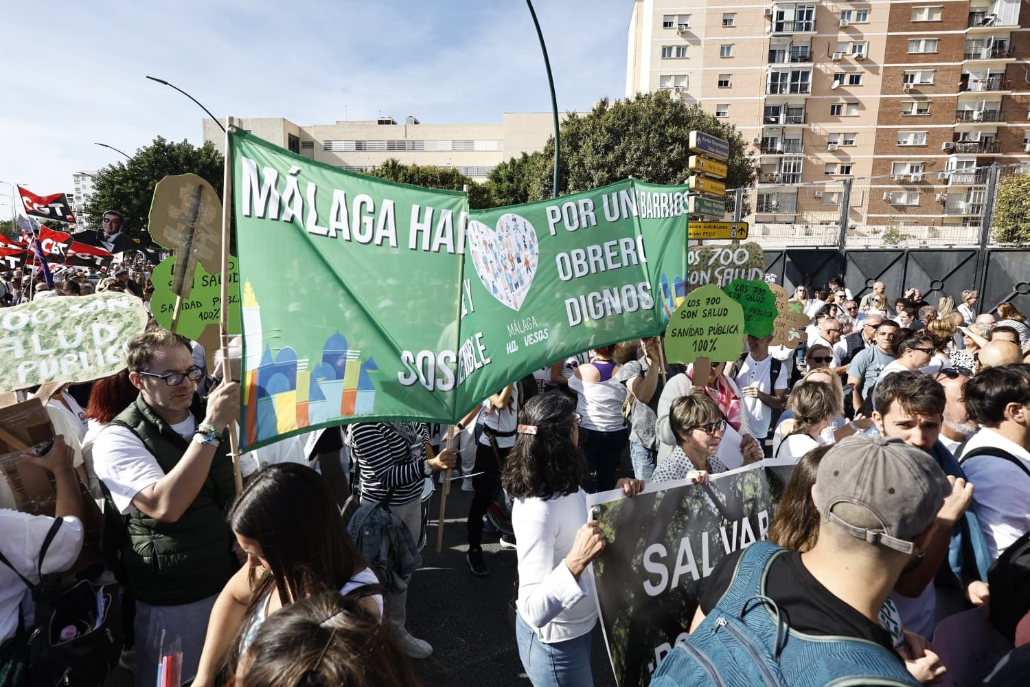 Thousands of people march through Malaga city centre in defence of public healthcare, in pictures