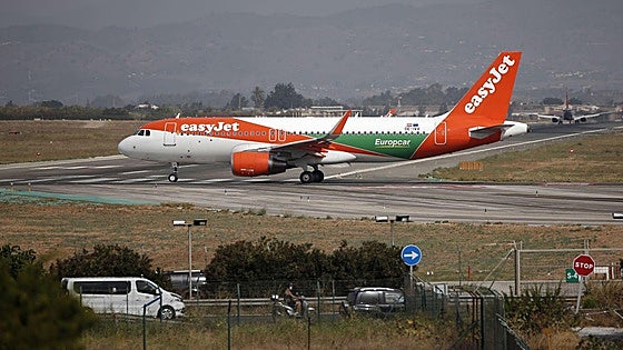 British airline easyJet offers flash sale with discounts of up to 30% to mark three decades of flying