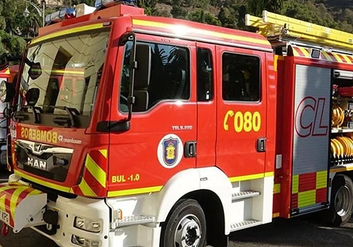 Firefighters discover decomposed body of man at his home in Malaga