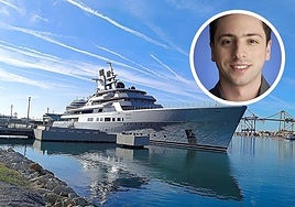 The megayacht Dragonfly, owned by the co-founder of Google, moored in Malaga.