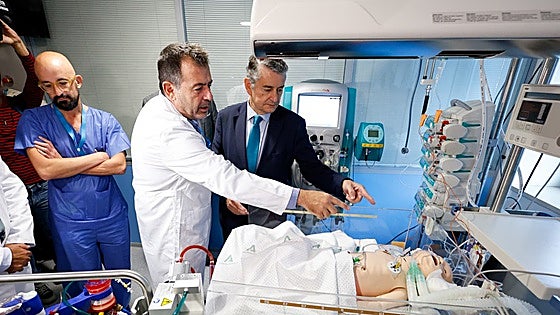 Hospital Materno team from Malaga helps save two-year-old Badajoz girl