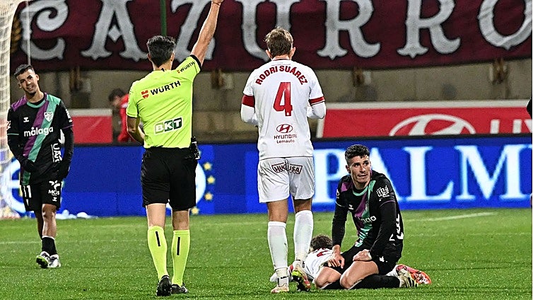 Sergio Pellicer on the brink after another grim night for Malaga CF