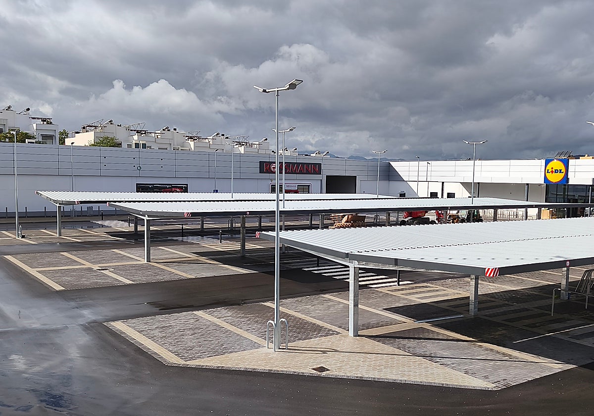 Photo of the new retail park.