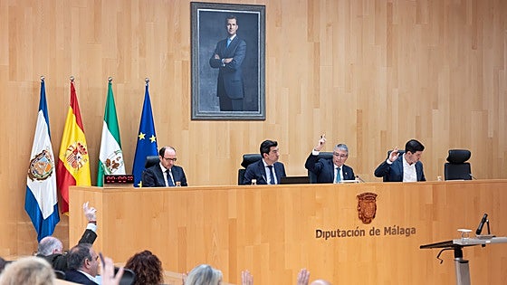Malaga province demands urgent transport improvement measures from central and regional governments