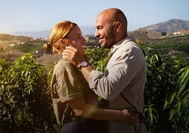 Actors Josephine Park and Dar Salim star in the Netflix hit Mango, a romantic drama.