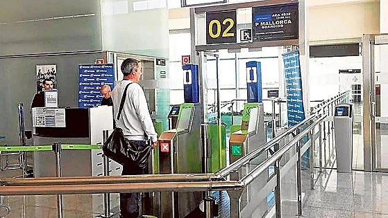 Airport operator to appeal 10-million-euro facial recognition fine imposed by data protection agency in Spain