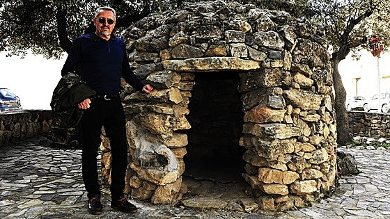 The village in Granada that had 34 shelters for shepherds and farmers to protect them from the rain